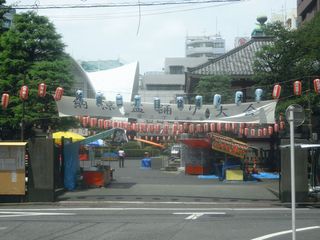 祭りが始まる前の太宗寺